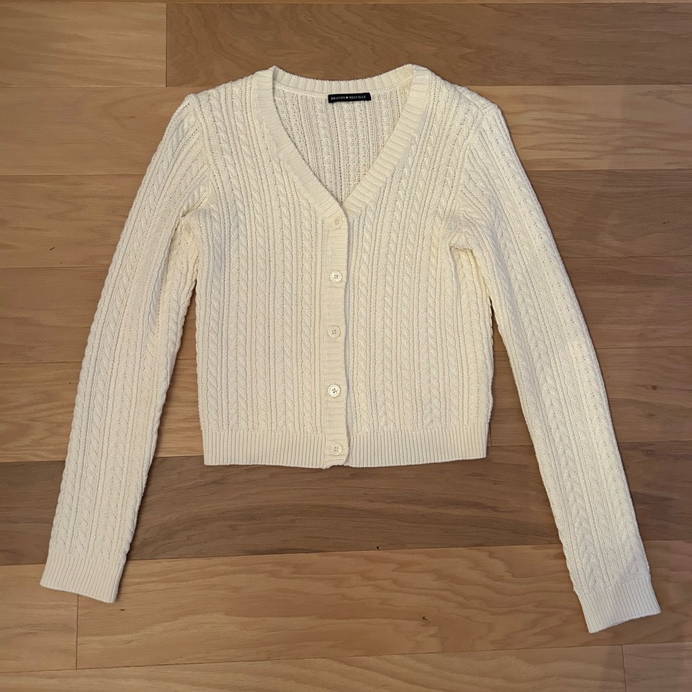Adorable Brandy Melville cardigan